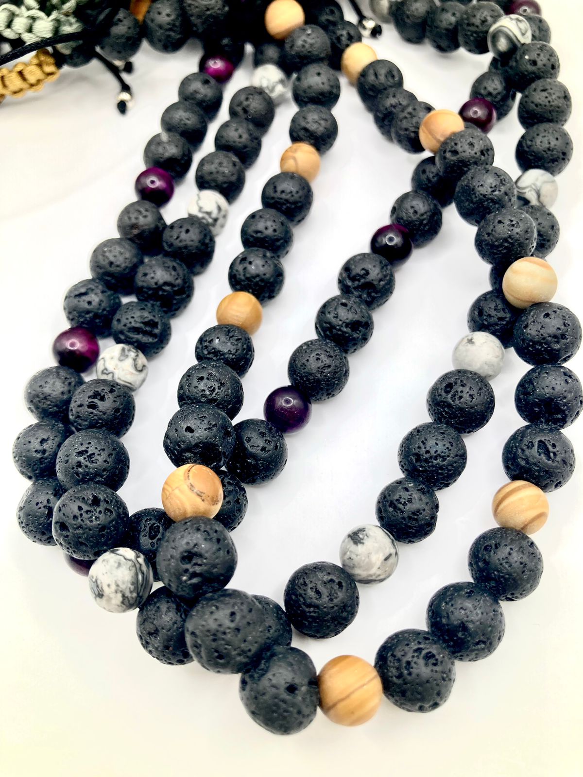 Collar Piedra Volcánica