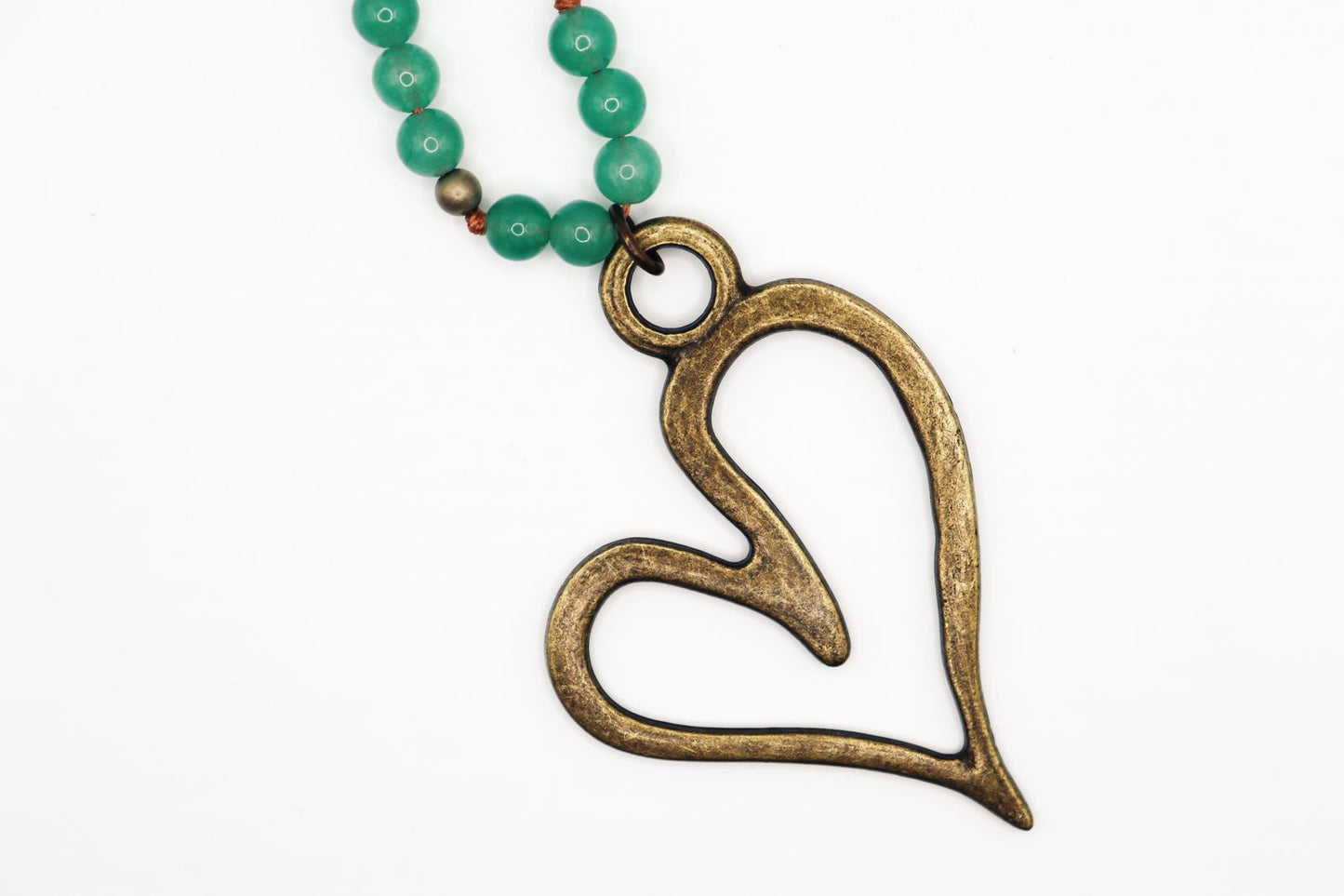 Collar de Ágata verde con Dije de Corazón